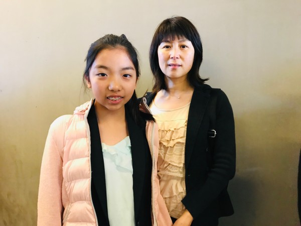 Stephanie Jing and her mom